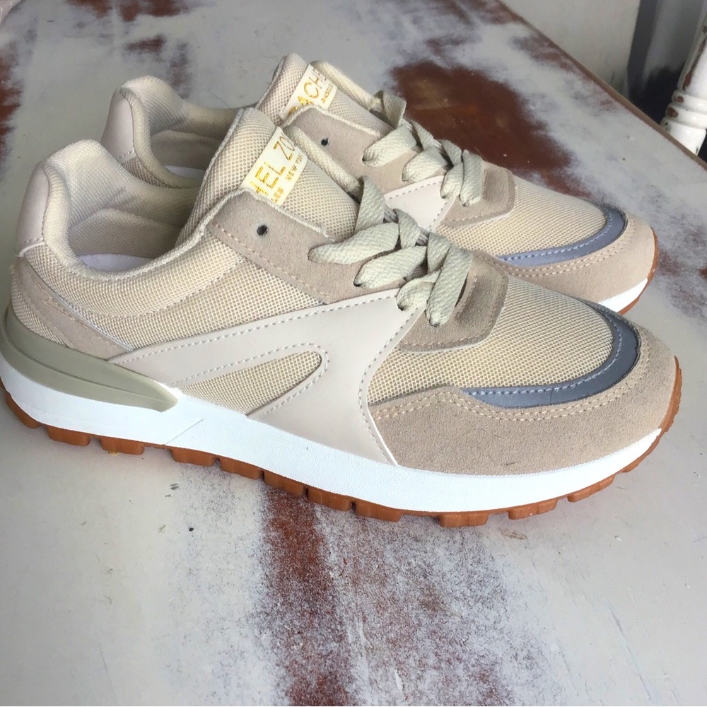 Rachael Zoe Sneakers Tennis Shoes Size 7 Cream